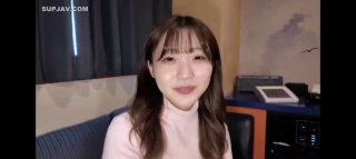风衣高端外围妹子 扒掉衣服镜头前特写深喉 开档黑丝正入抽插 骑乘大力猛操