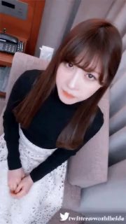 推特PUA約炮大神『JK哥』學妹篇～制服幾個情趣內衣小妹，其中一個貌似被破處非常嫩的屄…